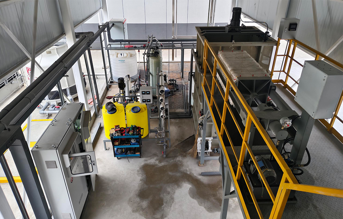 陶特科技甲类仓库、危废间废气处理系统进场施工